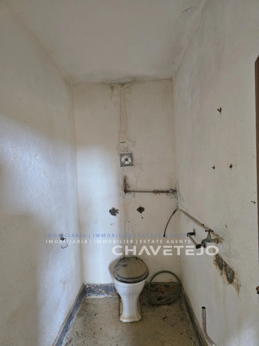 Moradia T2 para Venda em Serra e Junceira Foto 25