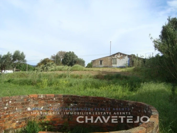 Moradia T2 para Venda em Casais e Alviobeira Foto 16