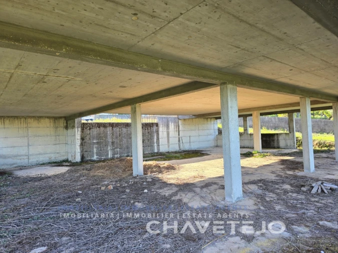 Terreno para Venda em Serra e Junceira Foto 10
