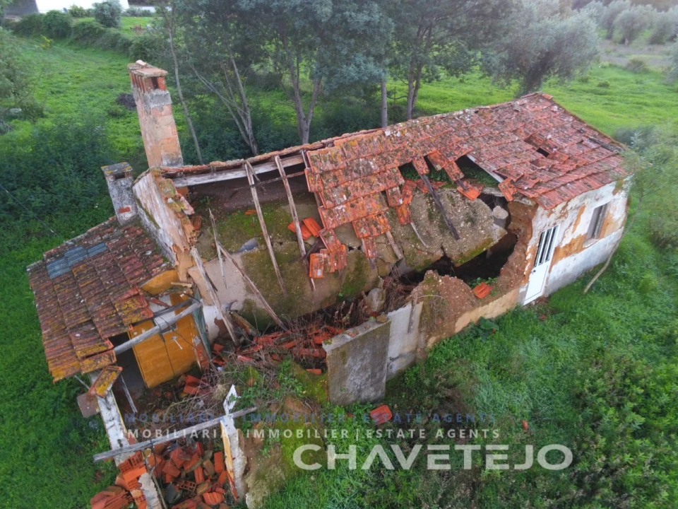 Moradia T2 para Venda em São Pedro de Tomar Foto 3