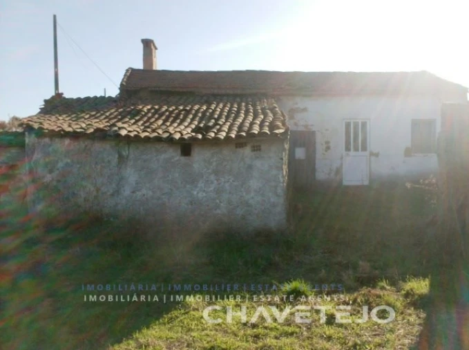 Moradia T2 para Venda em São Pedro de Tomar Foto 5