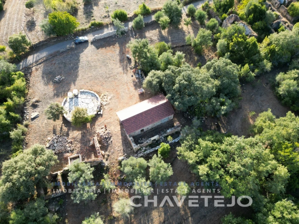 Moradia para Venda em Chãos Foto 8