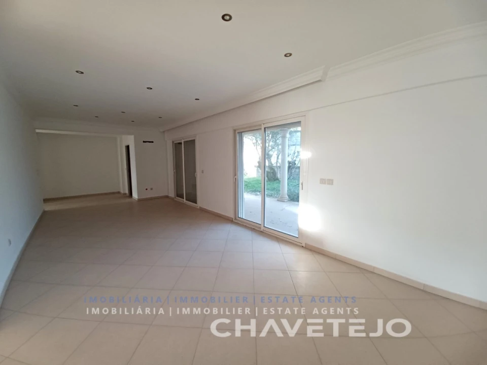 Moradia T3 para Venda em Além da Ribeira e Pedreira Foto 15