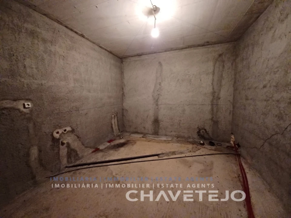 Moradia T3 para Venda em Além da Ribeira e Pedreira Foto 43