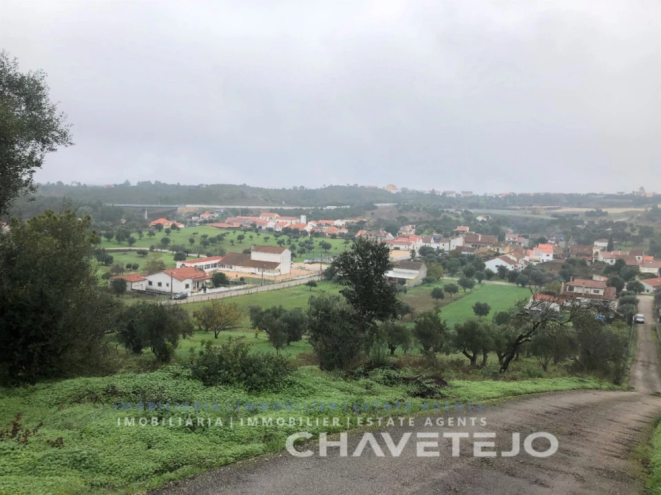 Terreno para Venda em Carregueiros Foto 3