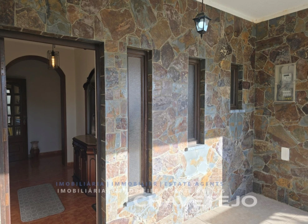 Moradia T4 para Venda em Areias e Pias Foto 5