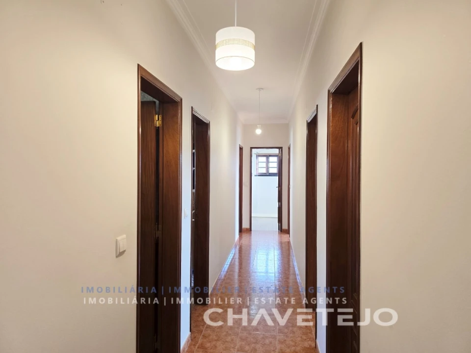 Moradia T4 para Venda em Areias e Pias Foto 8