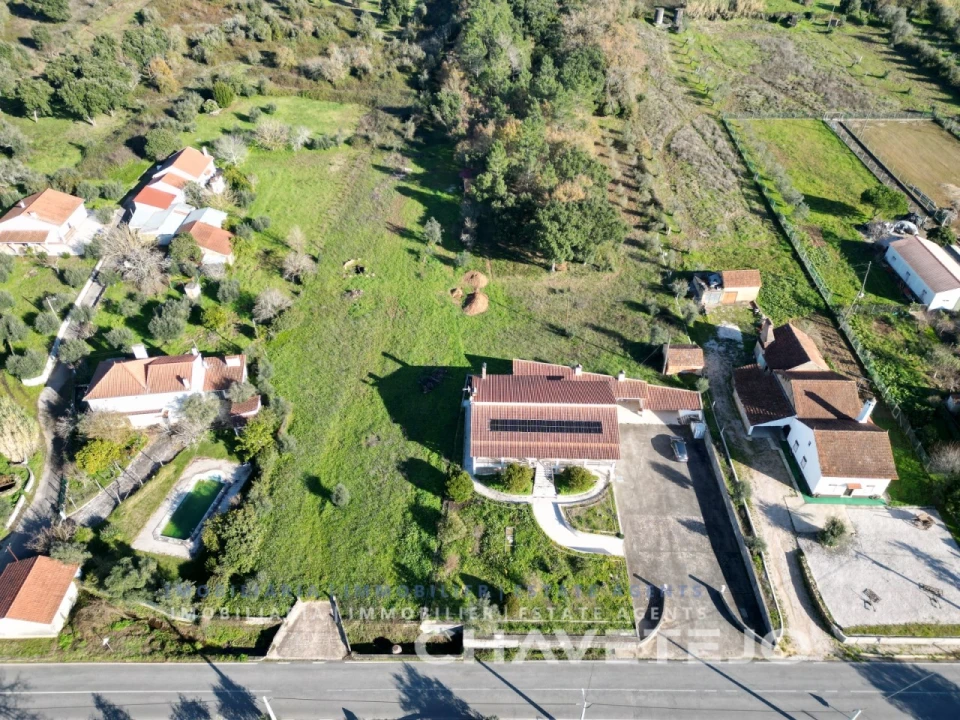 Moradia T4 para Venda em Areias e Pias Foto 60