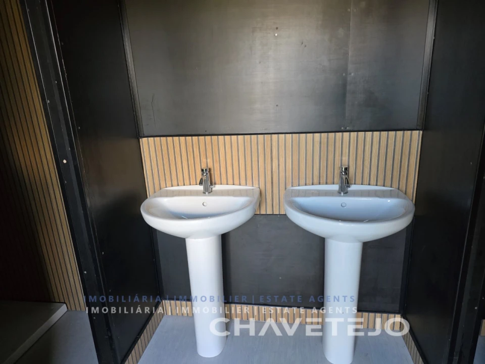 Moradia T4 para Venda em Areias e Pias Foto 48