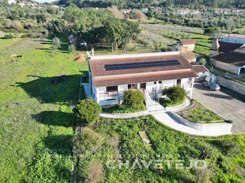 Moradia T4 para Venda em Areias e Pias Foto 69