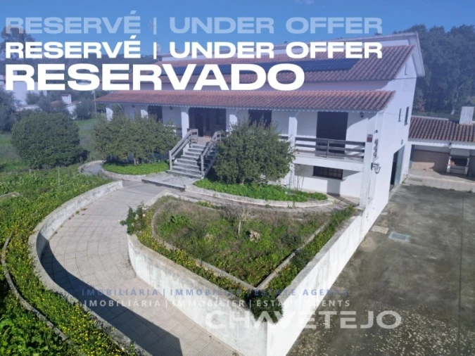 Moradia T4 para Venda em Areias e Pias