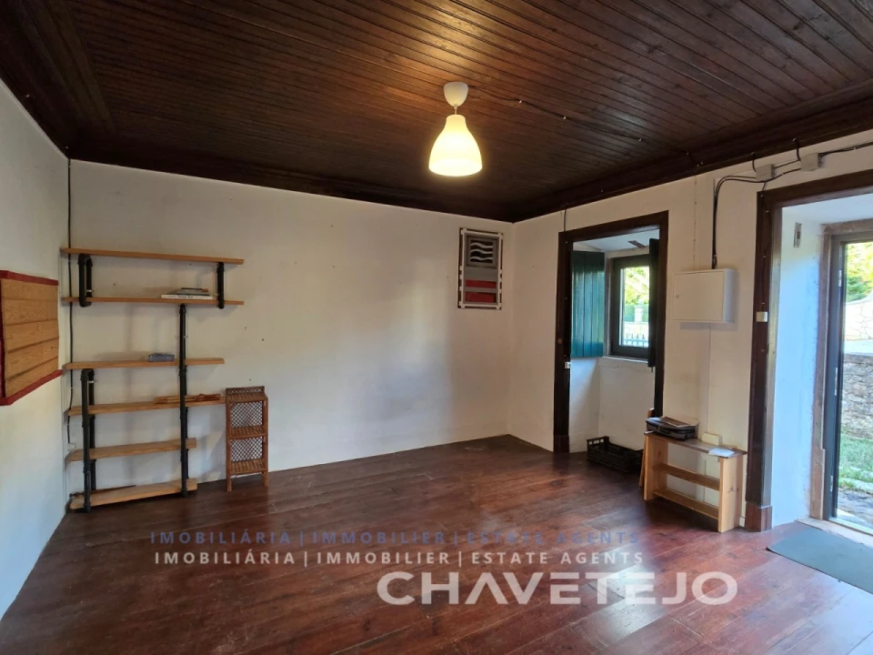 Quinta T3 para Venda em Casais e Alviobeira Foto 8