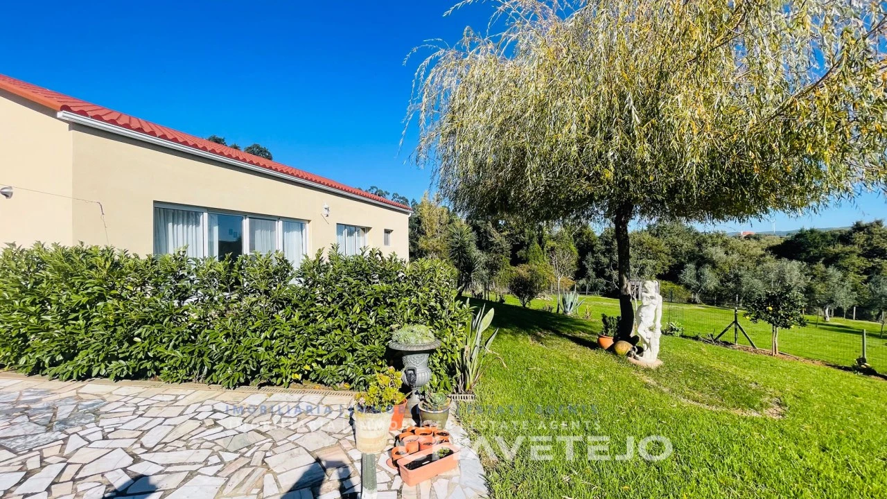 Moradia T4 para Venda em Pussos São Pedro Foto 30