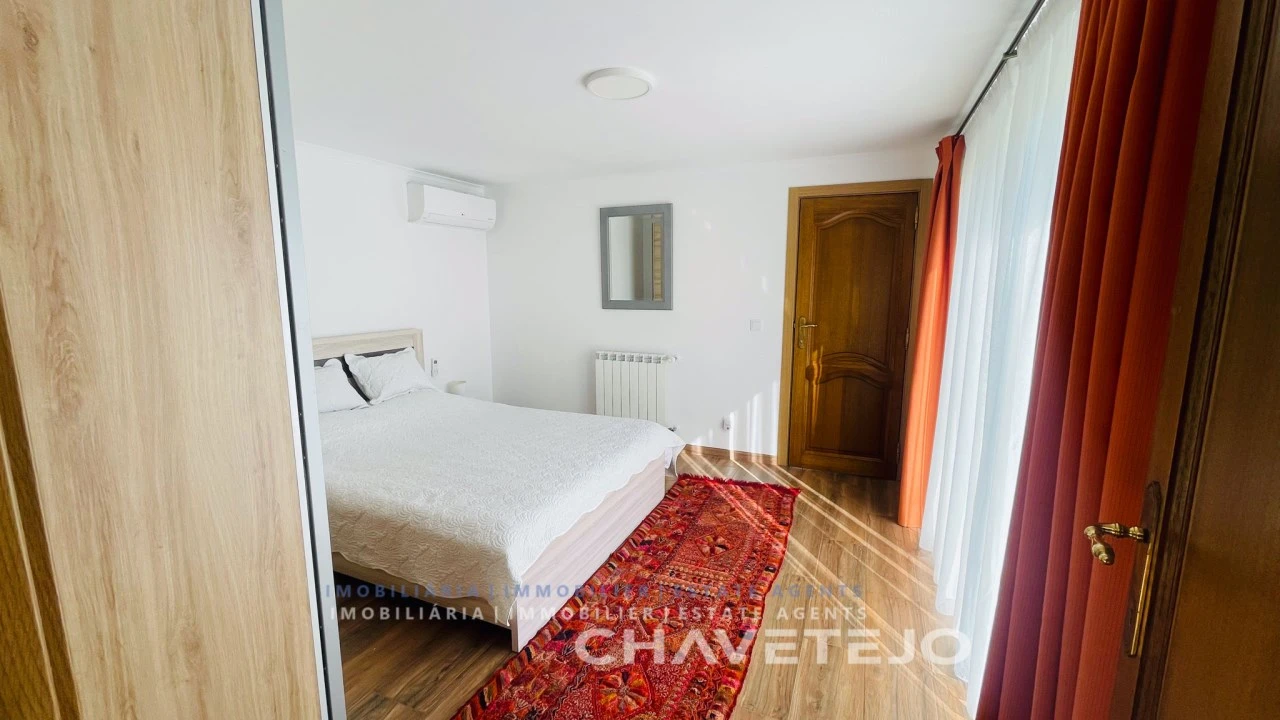 Moradia T4 para Venda em Pussos São Pedro Foto 33