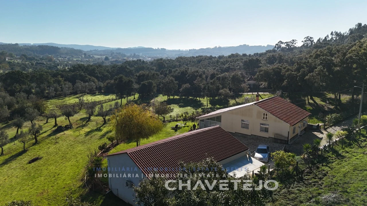 Moradia T4 para Venda em Pussos São Pedro Foto 51