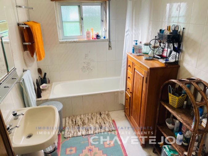 Moradia T4 para Venda em Pussos São Pedro Foto 10