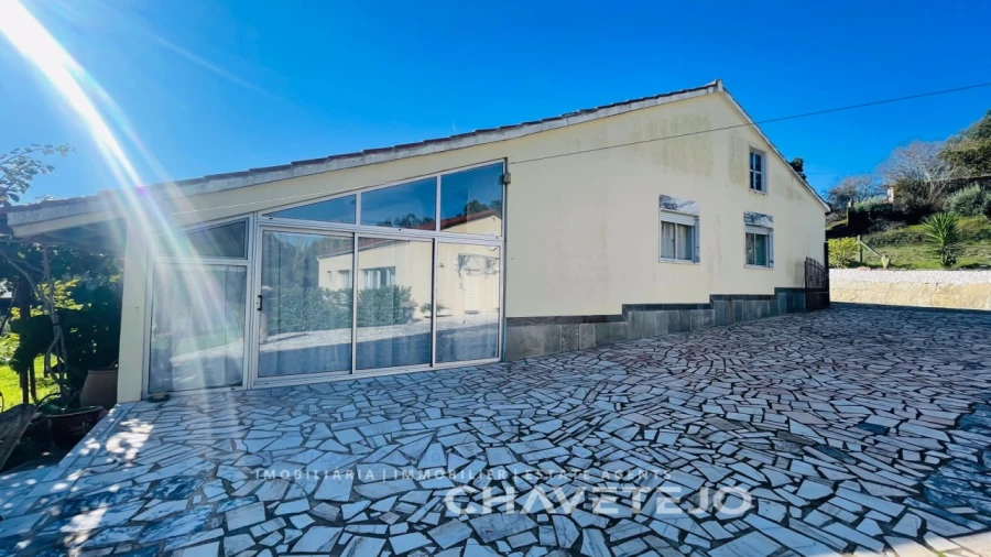 Moradia T4 para Venda em Pussos São Pedro Foto 25