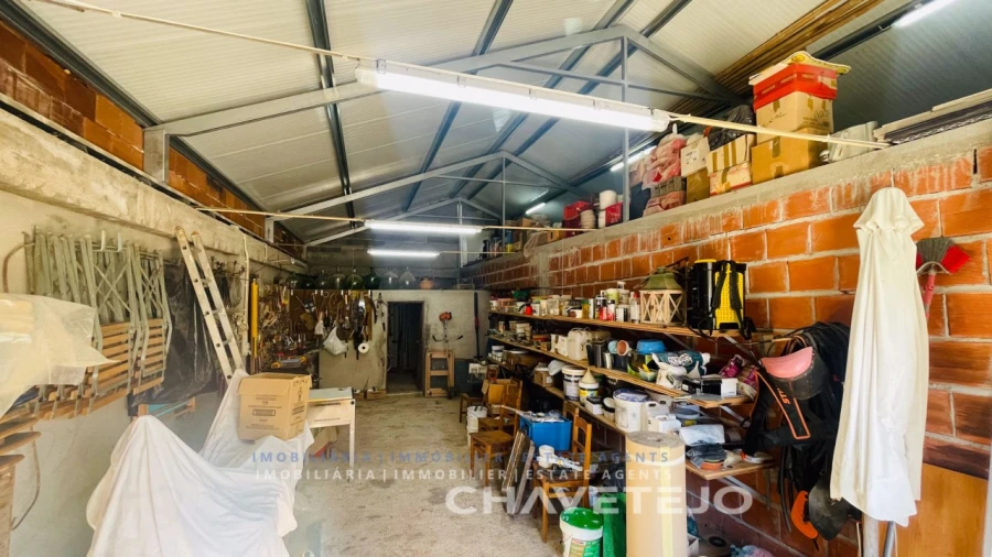 Moradia T4 para Venda em Pussos São Pedro Foto 28