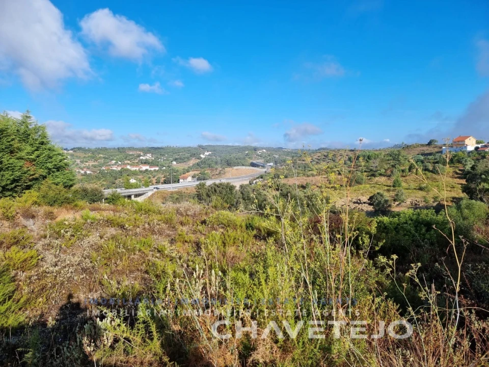 Terreno para Venda em Carregueiros Foto 8