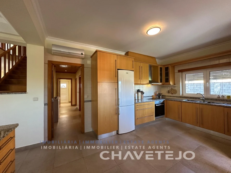 Moradia T4 para Venda em São João Baptista e Santa Maria dos Olivais Foto 18