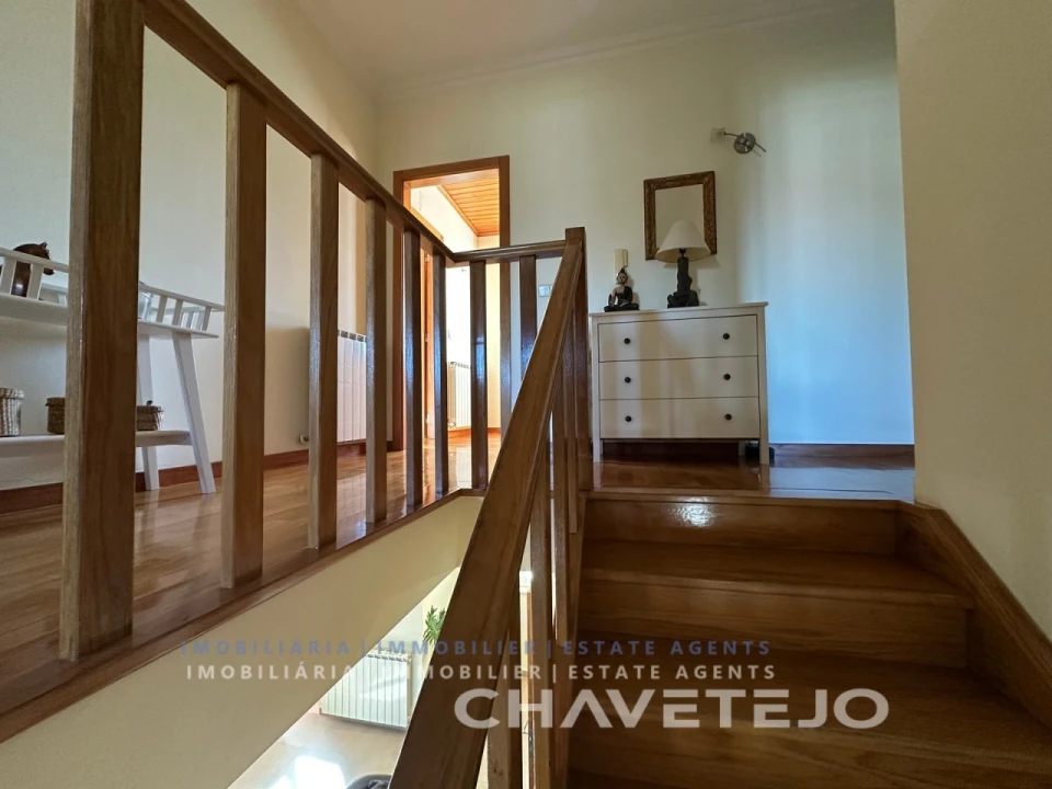 Moradia T4 para Venda em São João Baptista e Santa Maria dos Olivais Foto 29