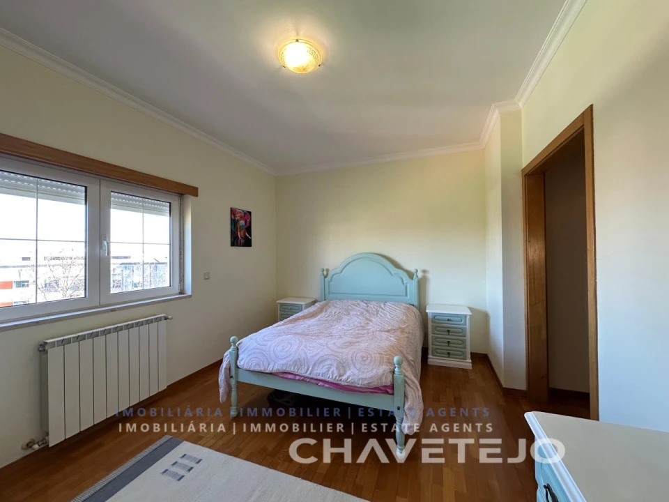 Moradia T4 para Venda em São João Baptista e Santa Maria dos Olivais Foto 31