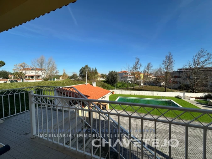 Moradia T4 para Venda em São João Baptista e Santa Maria dos Olivais Foto 26