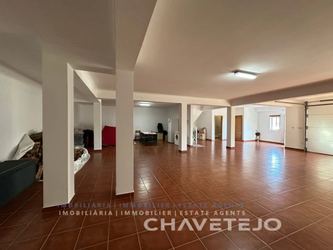 Moradia T4 para Venda em São João Baptista e Santa Maria dos Olivais Foto 52