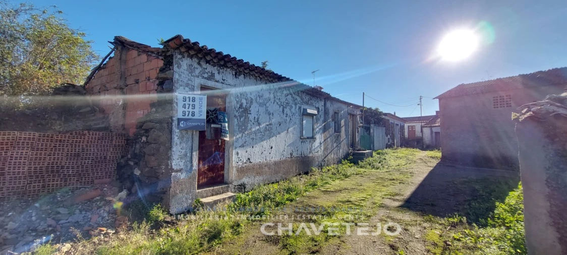 Moradia T4 para Venda em Serra e Junceira Foto 7