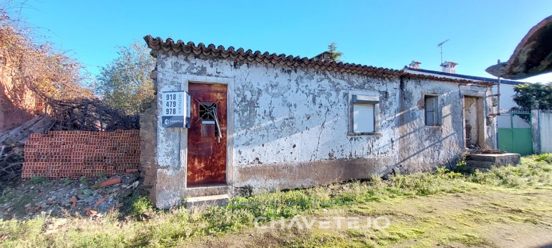 Moradia T4 para Venda em Serra e Junceira Foto 8