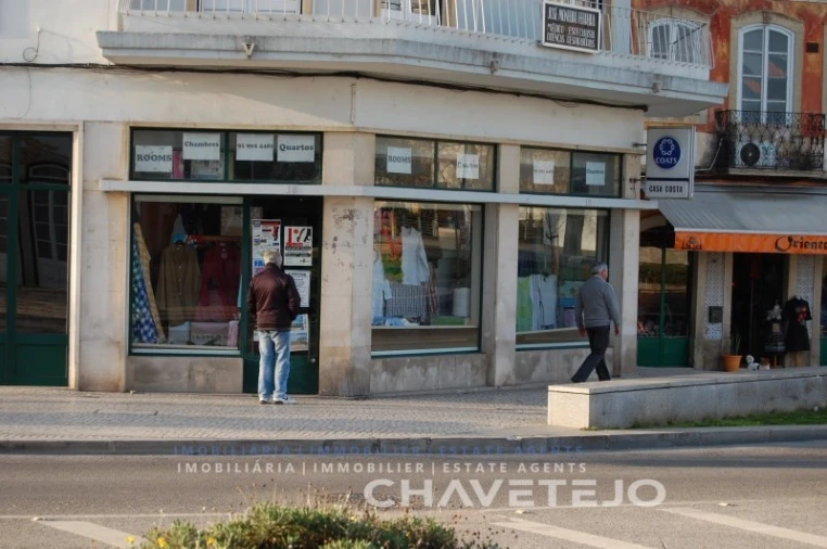 Loja para Venda em São João Baptista e Santa Maria dos Olivais Foto 1