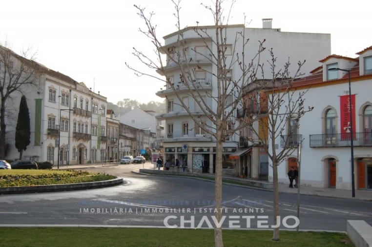 Loja para Venda em São João Baptista e Santa Maria dos Olivais Foto 8