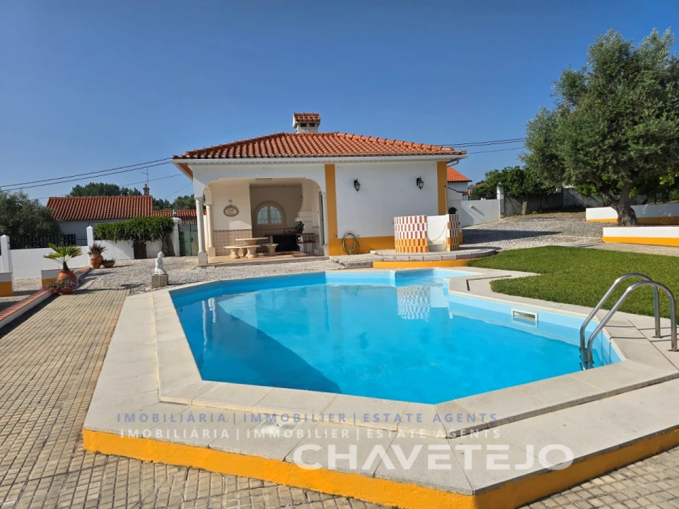 Moradia T3 para Venda em São Pedro de Tomar Foto 90