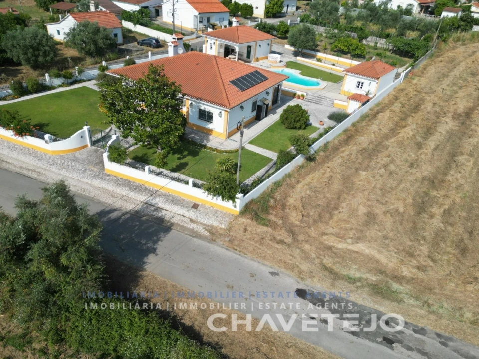 Moradia T3 para Venda em São Pedro de Tomar Foto 110