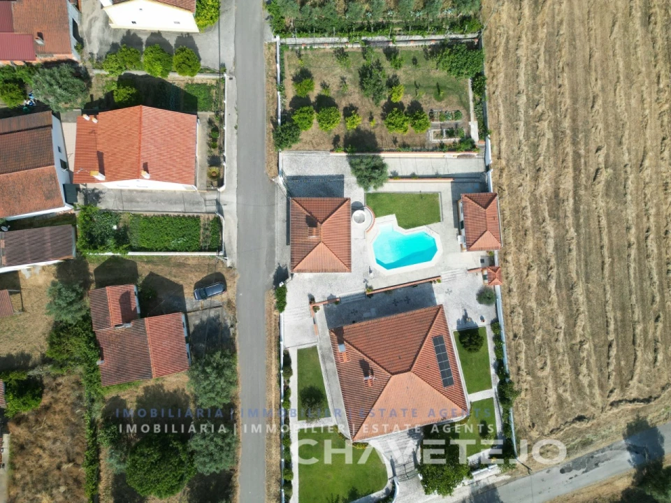 Moradia T3 para Venda em São Pedro de Tomar Foto 118