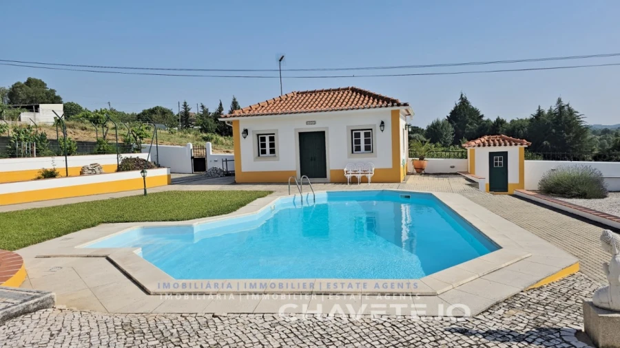 Moradia T3 para Venda em São Pedro de Tomar Foto 68