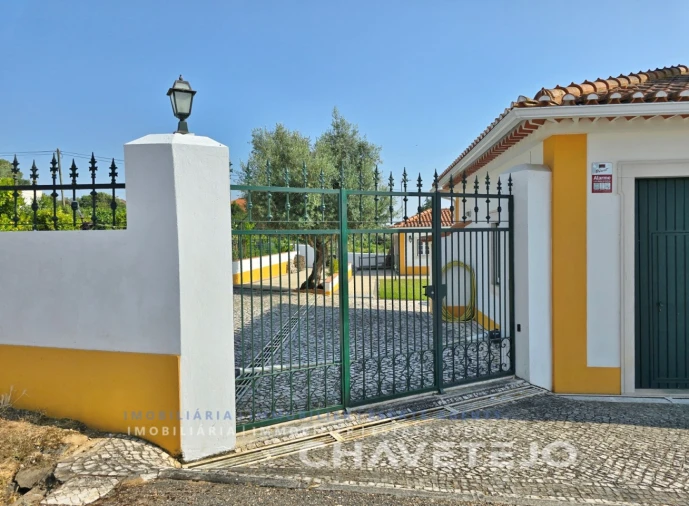 Moradia T3 para Venda em São Pedro de Tomar Foto 73