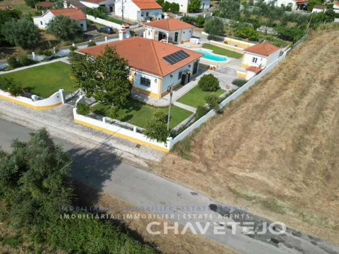 Moradia T3 para Venda em São Pedro de Tomar Foto 110