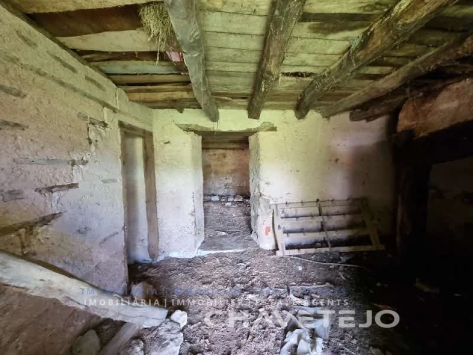 Moradia T1 para Venda em Areias e Pias Foto 7