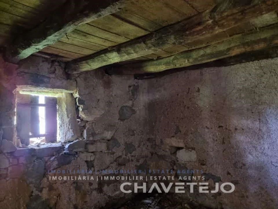 Moradia T1 para Venda em Areias e Pias Foto 9