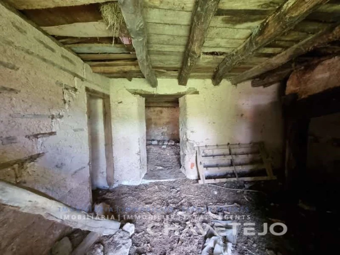 Moradia T1 para Venda em Areias e Pias Foto 7