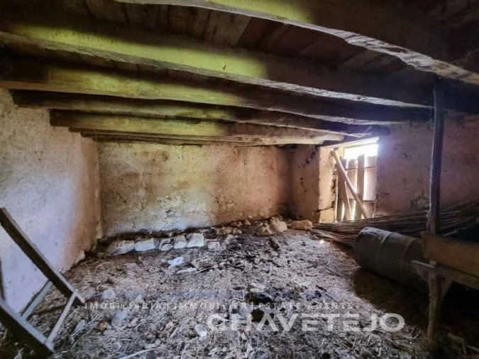 Moradia T1 para Venda em Areias e Pias Foto 8