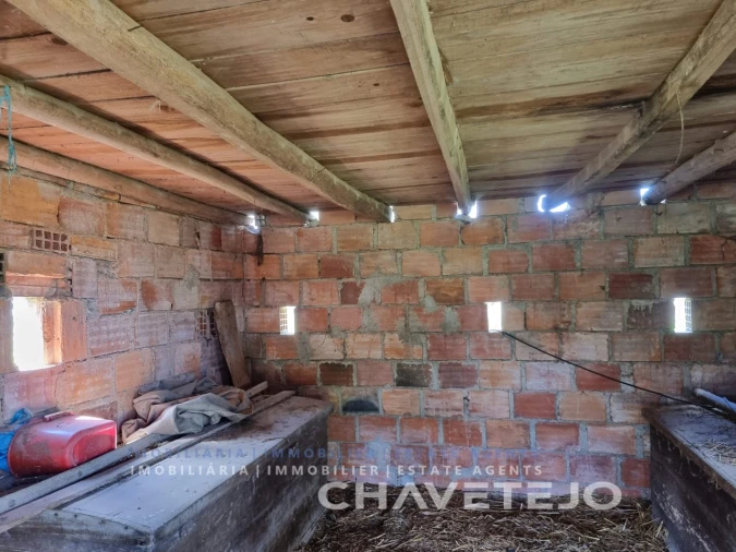 Moradia T1 para Venda em Areias e Pias Foto 17