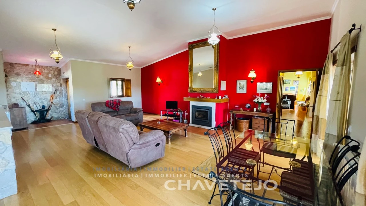 Moradia T3 para Venda em Pousaflores Foto 22