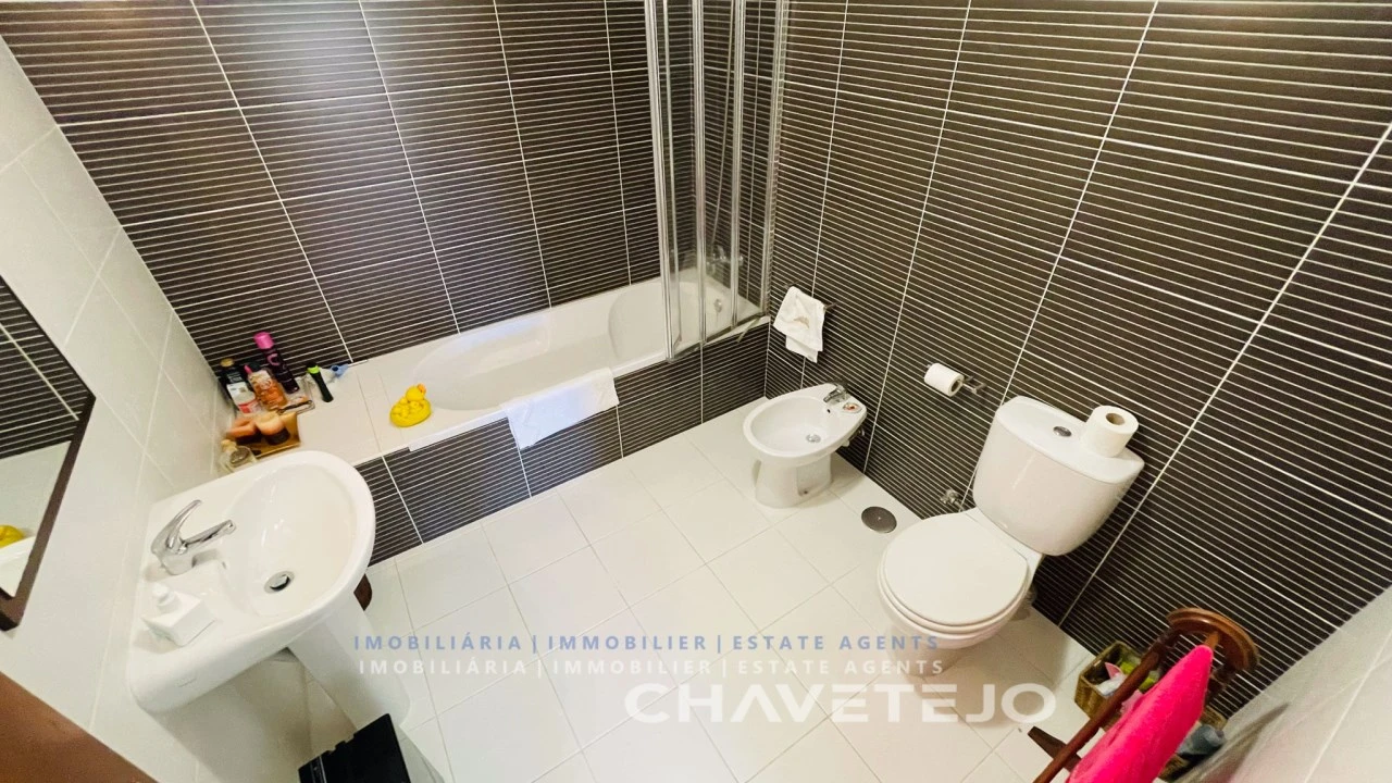 Moradia T3 para Venda em Pousaflores Foto 31