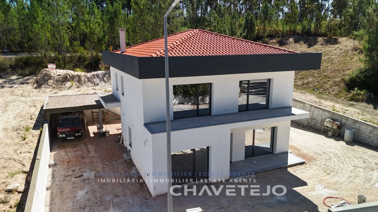 Moradia T4 para Venda em Ansião Foto 2