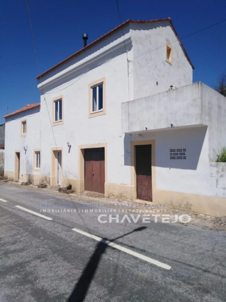 Moradia T2 para Venda em Figueiró dos Vinhos e Bairradas Foto 1