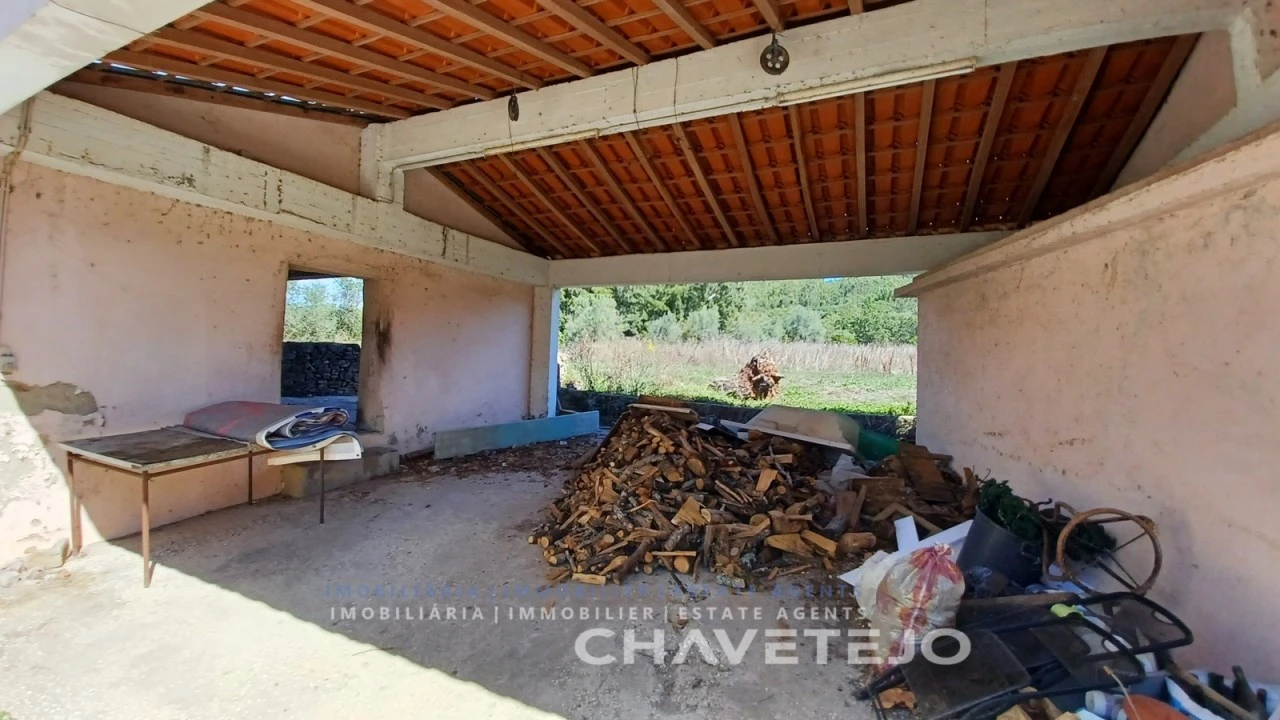 Moradia T4 para Venda em Areias e Pias Foto 3