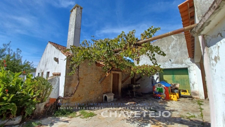 Moradia T4 para Venda em Areias e Pias Foto 14