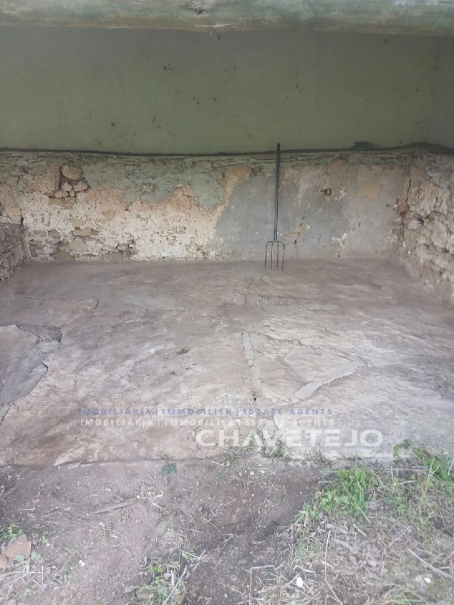 Moradia T4 para Venda em Areias e Pias Foto 30